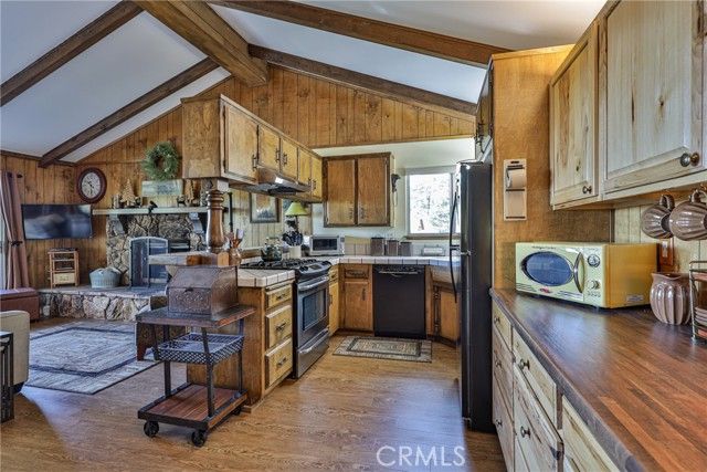 24694 Bernard, Crestline, CA 92325