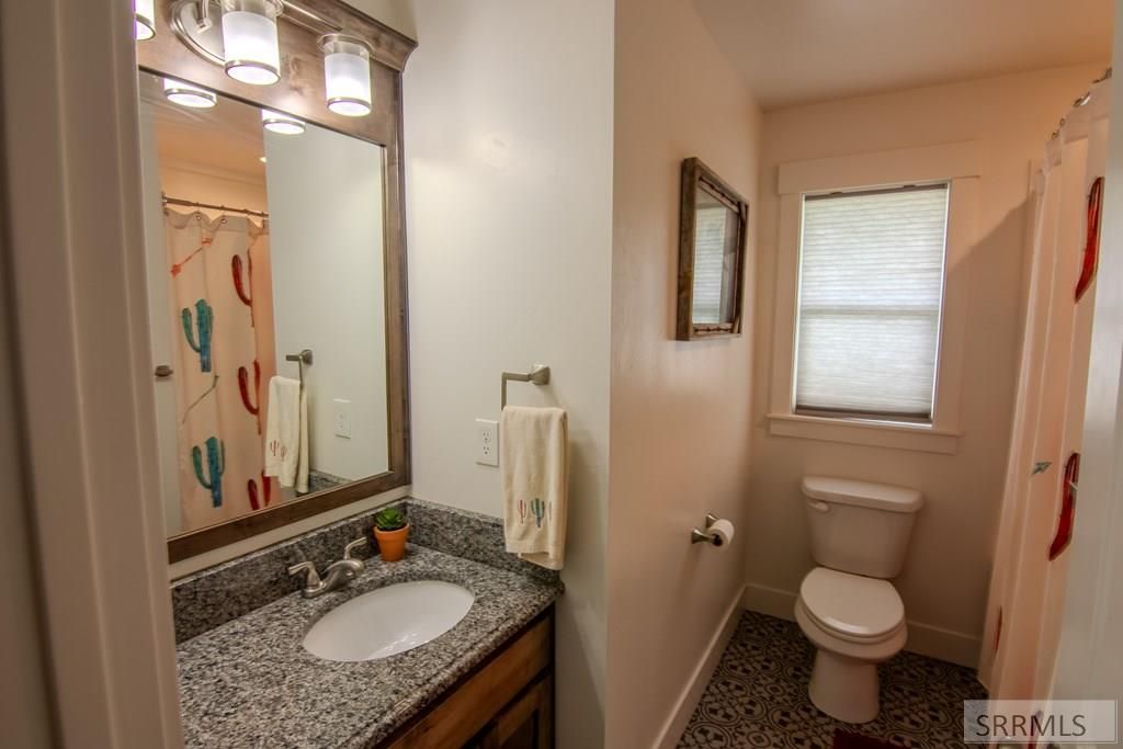 Image 10 of property listing at 331 N 3500 E, Lewisville, ID 83431