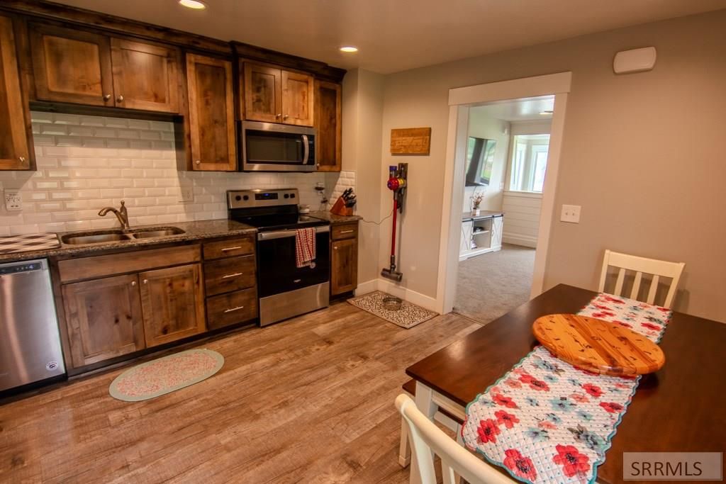 Image 12 of property listing at 331 N 3500 E, Lewisville, ID 83431