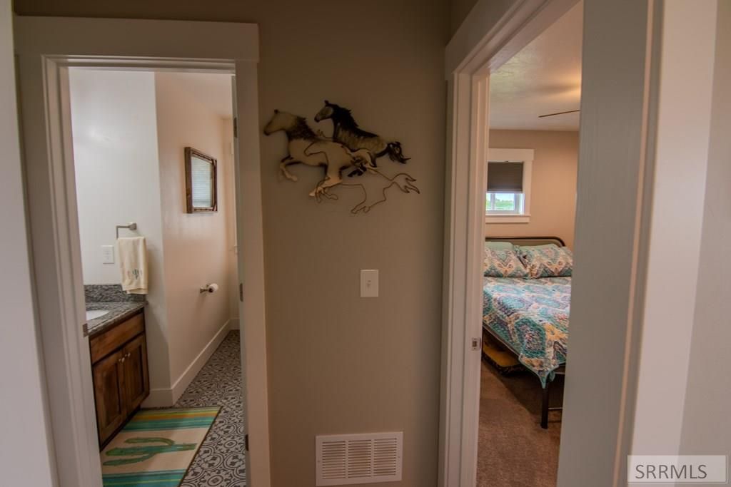 Image 8 of property listing at 331 N 3500 E, Lewisville, ID 83431