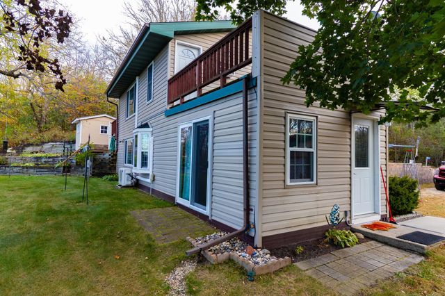 31963 Hillcrest Lane, Elizabeth Twp, MN 56537