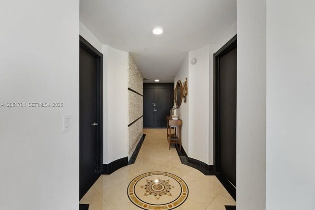 3131 NE 188th Street 1901, Aventura, FL 33180