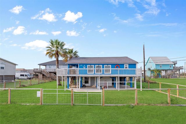 416 Seabean Street, Surfside Beach, TX 77541