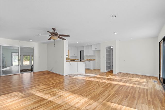 20846 Ar-16, Siloam Springs, AR 72761