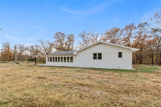 20846 Ar-16, Siloam Springs, AR 72761
