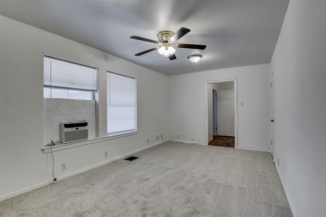114 S 6th Street, Midlothian, TX 76065