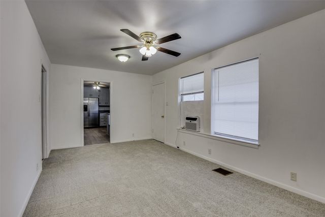 114 S 6th Street, Midlothian, TX 76065