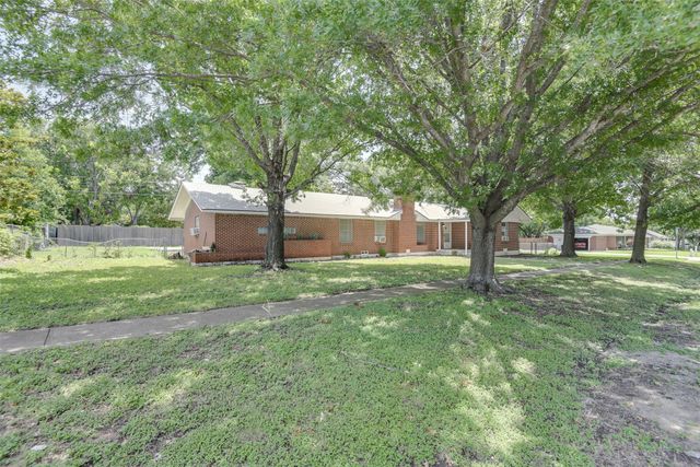 114 S 6th Street, Midlothian, TX 76065