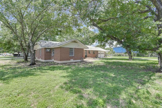 114 S 6th Street, Midlothian, TX 76065