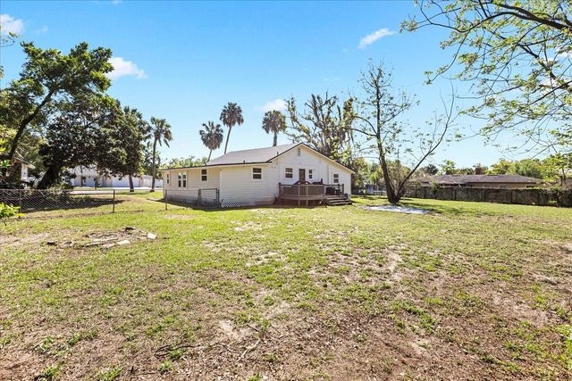 5528 HURON STREET, Mount Dora, FL 32757