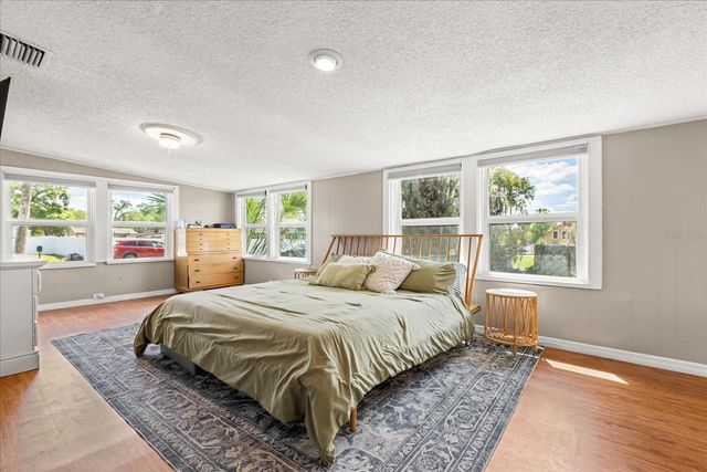 5528 HURON STREET, Mount Dora, FL 32757