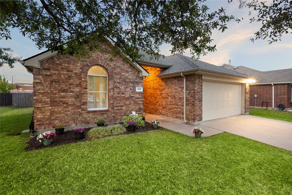 213 ARABIAN, Waxahachie, TX 75165