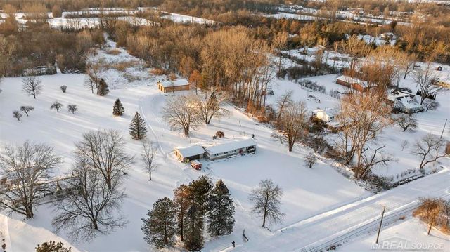 69455 Hicks Road, Armada, MI 48005