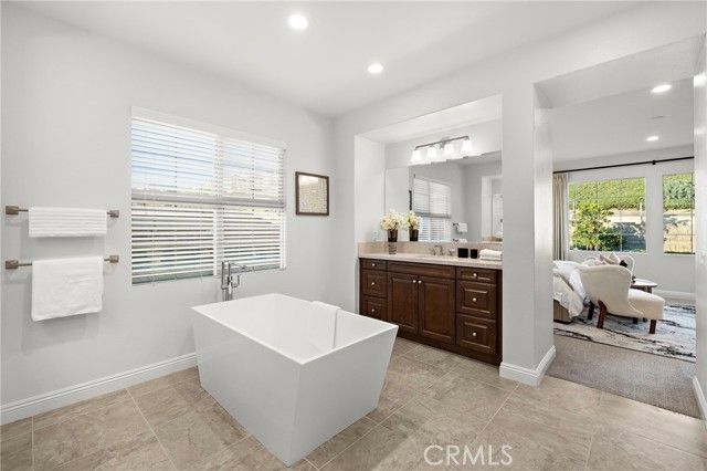 1621 Sunset View, Lake Forest (el Toro), CA 92679