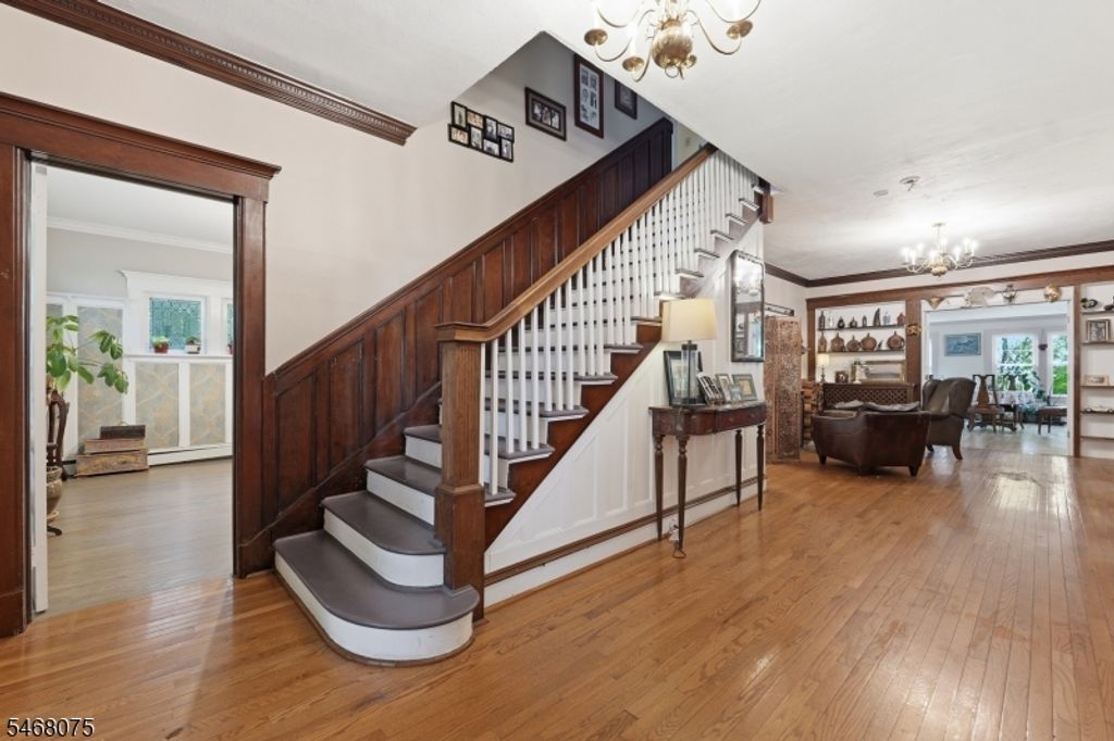 210 Leonia Ave, Leonia Boro, NJ 07605 — photo 4