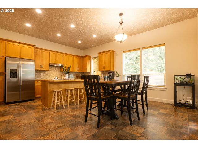 5278 Se 18TH St, Gresham, OR 97080