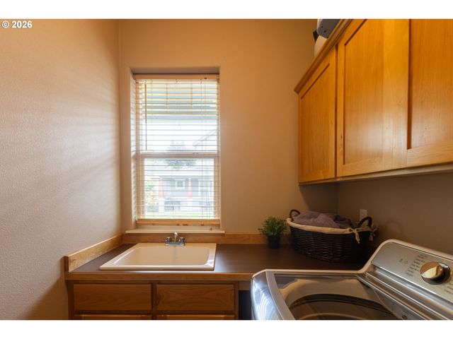 5278 Se 18TH St, Gresham, OR 97080