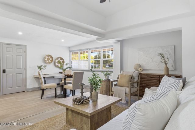 202 AZALEA Circle, Palatka, FL 32177