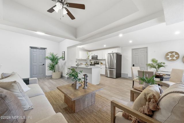 202 AZALEA Circle, Palatka, FL 32177