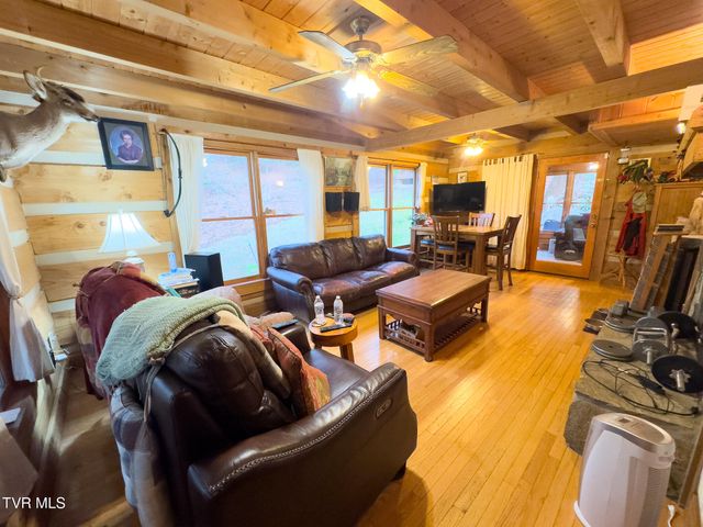 930 Preserve Way, Mountain City, TN 37683