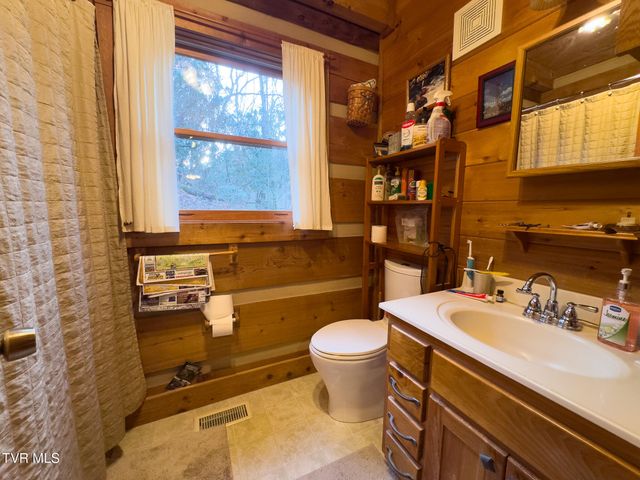 930 Preserve Way, Mountain City, TN 37683