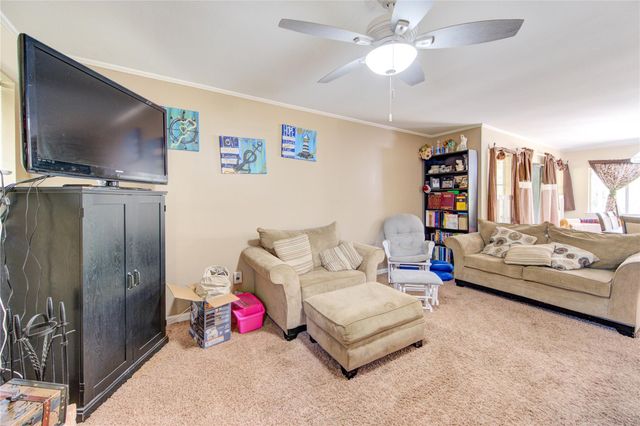 3528 Sunrise Drive, Shoreacres, TX 77571