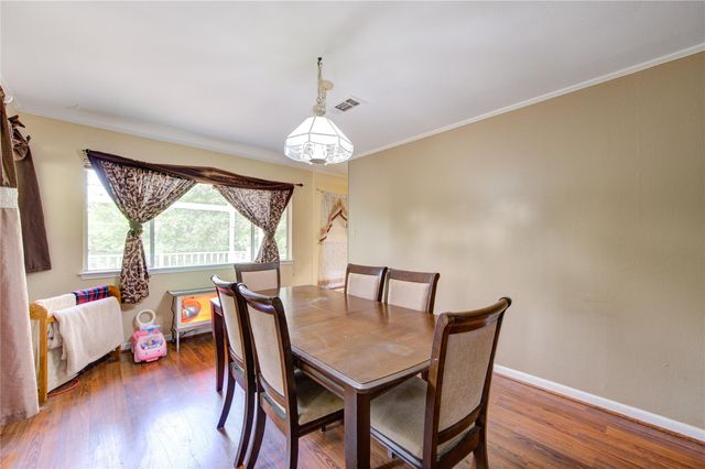 3528 Sunrise Drive, Shoreacres, TX 77571