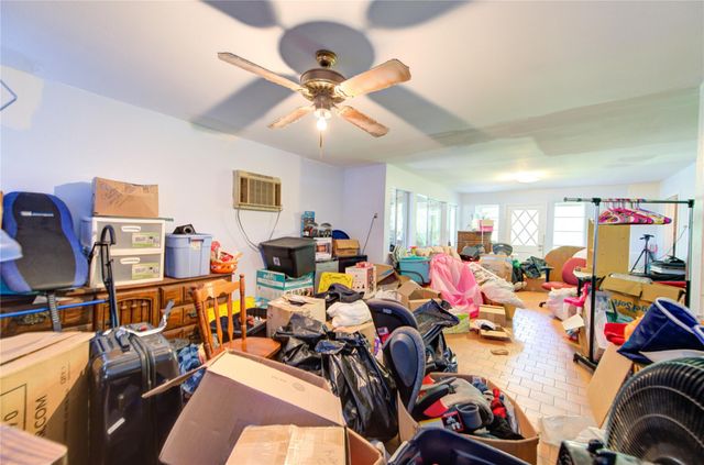 3528 Sunrise Drive, Shoreacres, TX 77571