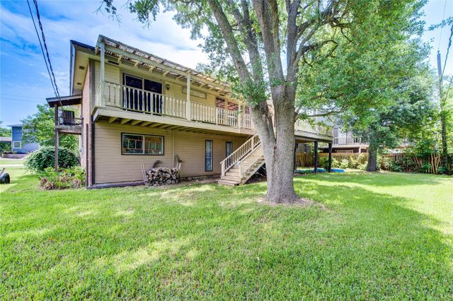 3528 Sunrise Drive, Shoreacres, TX 77571
