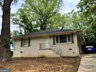 2076 W Flat Shoals Terrace, Decatur, GA 30034