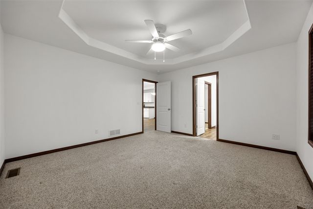 4320 Banar Avenue SW, Cedar Rapids, IA 52404