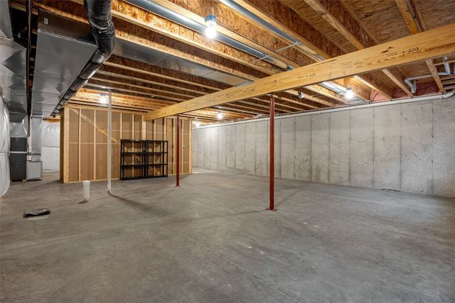 4320 Banar Avenue SW, Cedar Rapids, IA 52404