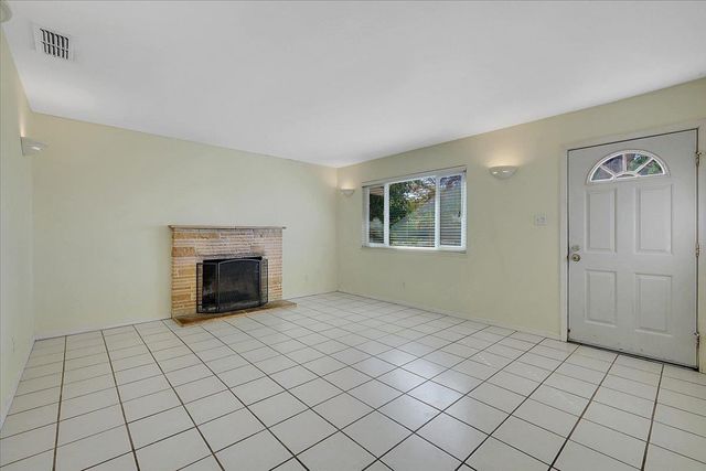 4357 Twain Dr, Olivehurst, CA 95961