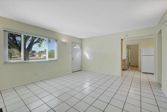 4357 Twain Dr, Olivehurst, CA 95961