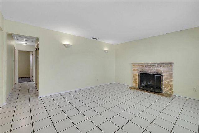 4357 Twain Dr, Olivehurst, CA 95961