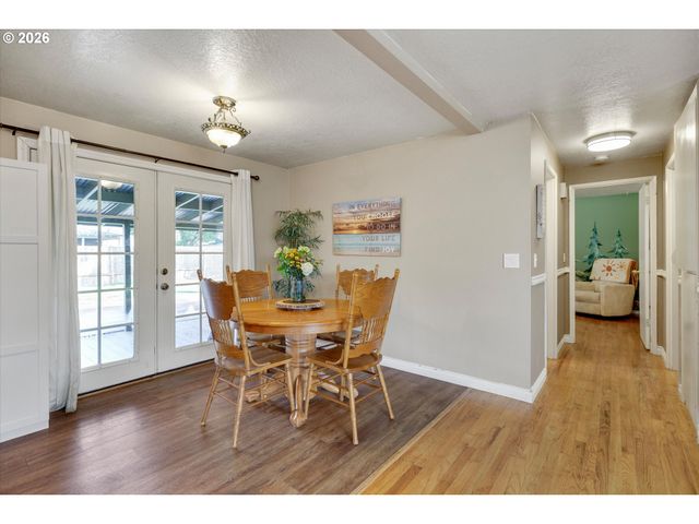 1173 Se ELM St, Hillsboro, OR 97123