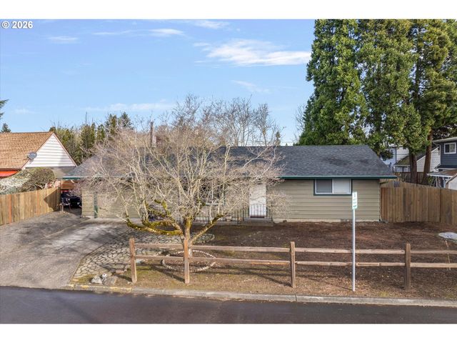 1173 Se ELM St, Hillsboro, OR 97123