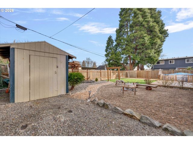 1173 Se ELM St, Hillsboro, OR 97123