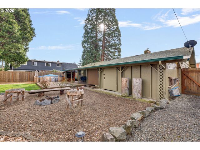 1173 Se ELM St, Hillsboro, OR 97123
