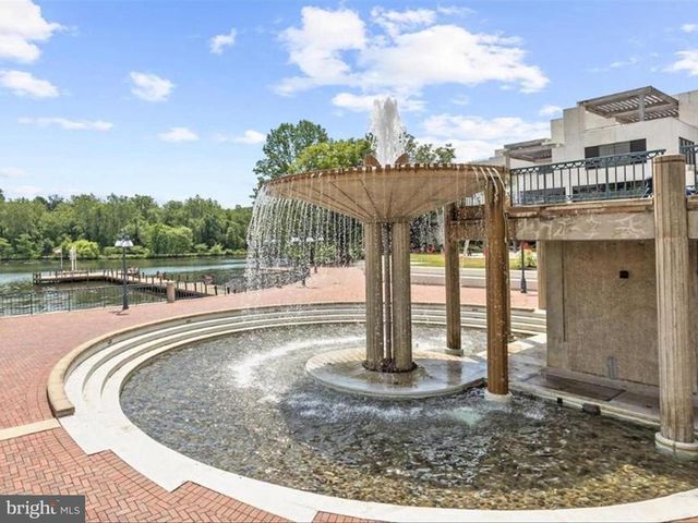 5627 HARPERS FARM RD #C, Columbia, MD 21044