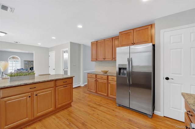 33 Berea Road, Walden, NY 12586