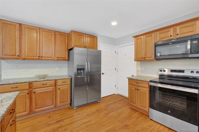 33 Berea Road, Walden, NY 12586