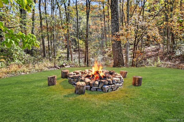 33 Berea Road, Walden, NY 12586