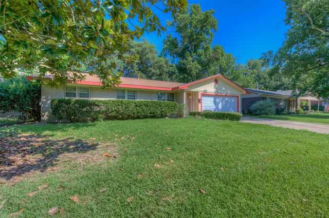 9032 Sara Lane, Shreveport, LA 71118