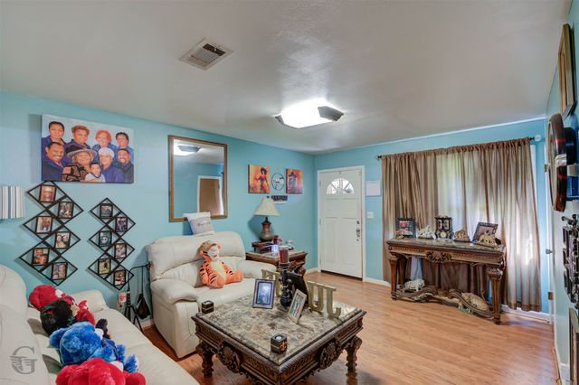 9032 Sara Lane, Shreveport, LA 71118