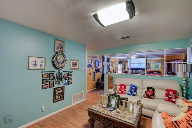 9032 Sara Lane, Shreveport, LA 71118