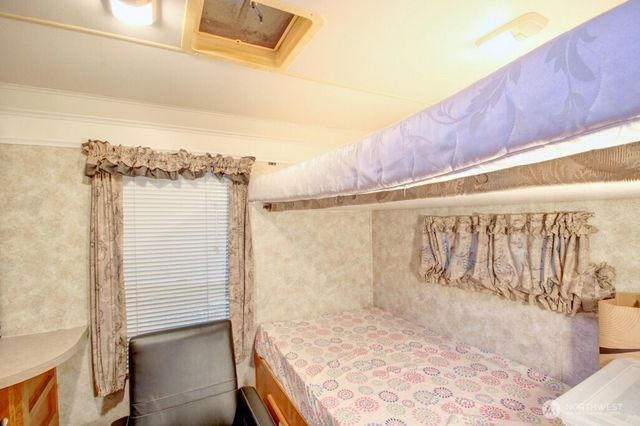 215 Big River Boulevard E, Deming, WA 98244