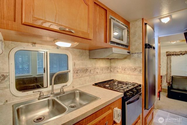 215 Big River Boulevard E, Deming, WA 98244