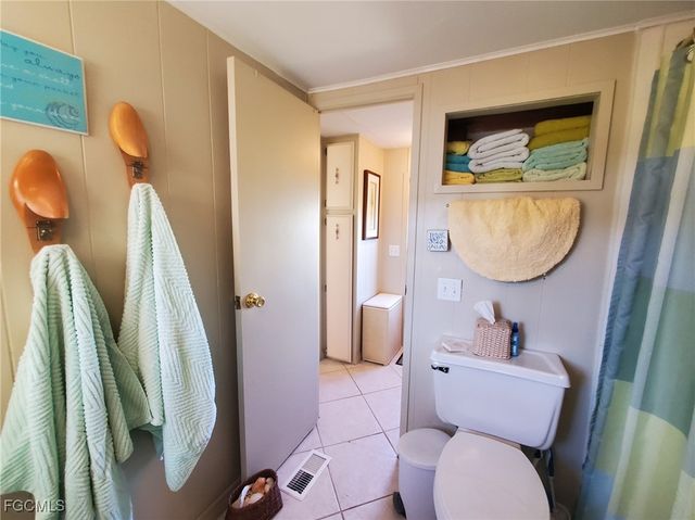 938 Lazy LN, North Fort Myers, FL 33917