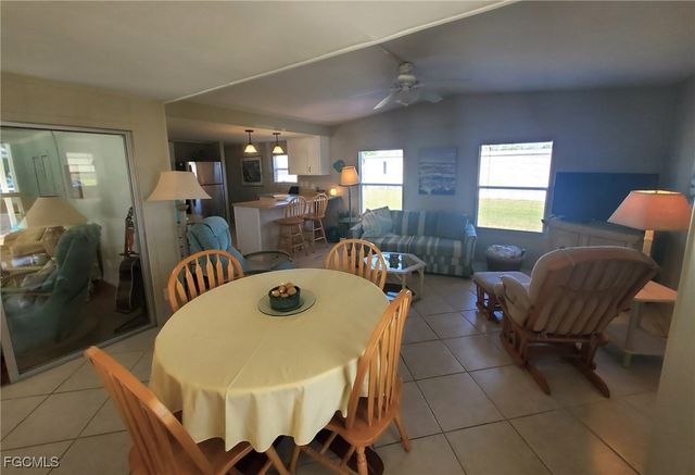 938 Lazy LN, North Fort Myers, FL 33917